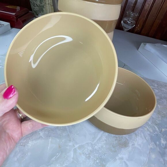 Lot of 7 Dinex two tone classic insulated stackable 8 oz bowls. - Picture 2 of 4